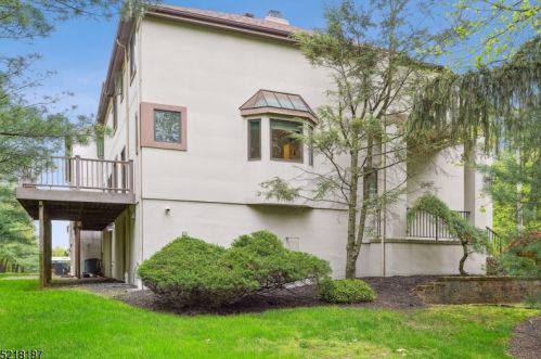 1 Schindler Ter, Town Center, NJ 07052-1079