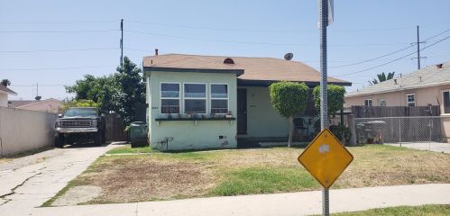 4830 111th St, Inglewood, CA 90304-2133