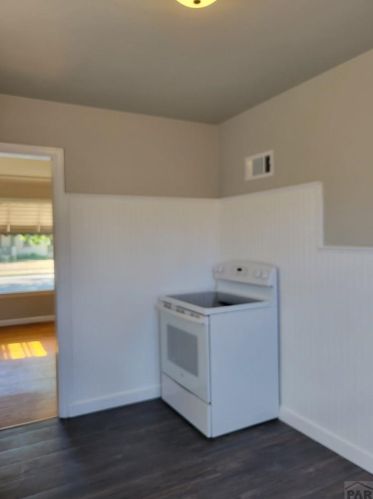 1602 Palmer Ave, Pueblo CO  81004-3215 exterior