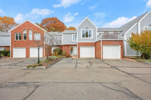 97 Norwalk Rd, Norwalk CT  06850-4429 exterior
