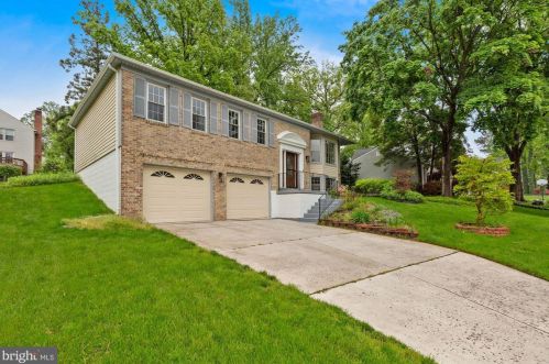 7793 Tangier Dr, Springfield VA  22153-2327 exterior