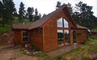 607 Pine Dr, Bailey, CO 80421-2326