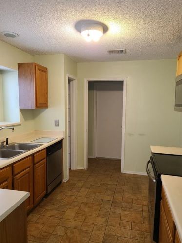 444 Little Fox Ln, Fort Worth TX  76108-4076 exterior