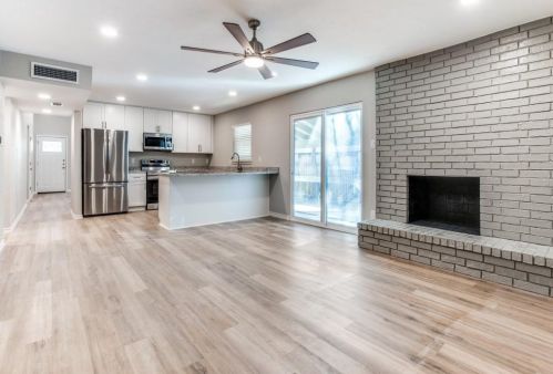 1421 Whittenburg Dr, Fort Worth TX  76134-3607 exterior