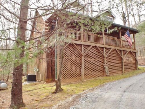 849 Hannah Mountain Rd, Otto, NC 28763-9415