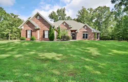 24 Majestic Valley Dr, Conway, AR 72032-8245