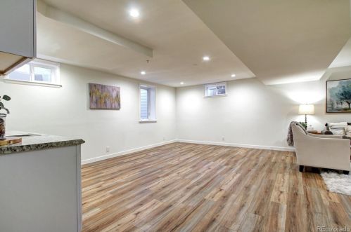 5031 Chester St, Englewood CO 80111-1330 exterior