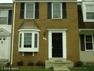 25 Huntley Ct, Dulles, VA 20165-5773
