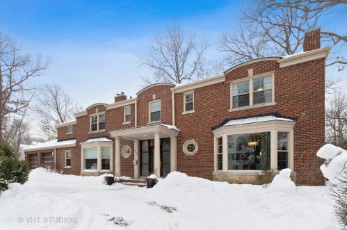 330 Lincolnwood Rd, Highland Park, IL 60035-5219