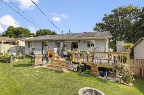 1205 Junction Ave, Saint Paul MN  55109-3433 exterior