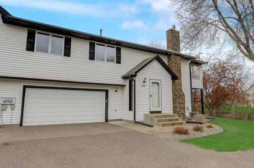 3727 Gershwin Ln, Saint Paul MN  55128-2944 exterior