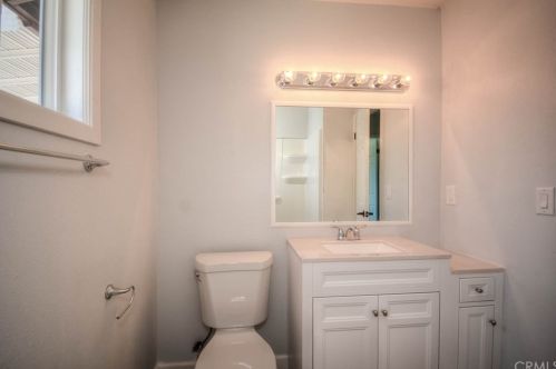 10440 Hole Ave, Riverside CA  92505-1620 exterior