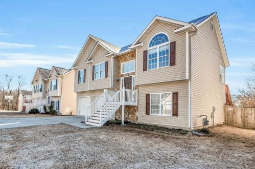 281 Moreland Cir, Hiram, GA 30141-2273
