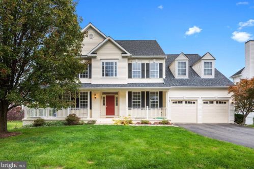 923 Santmyer Dr, Leesburg, VA 20175-8912