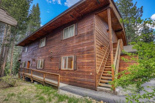 11263 Northwoods Blvd, Truckee CA  96161-6034 exterior