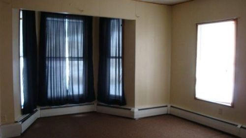 39 Brattleboro Rd, Hinsdale, NH 03451-2322