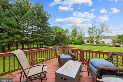 259 Mount Laurel Rd, Mount Laurel NJ  08054-9557 exterior