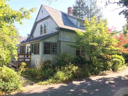 39 Newman St, Keene, NH 03431-2305