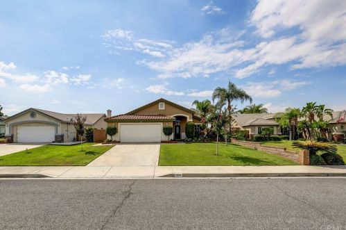 1339 Plumwood Ln, Mountain Home Village, CA 92359-1633