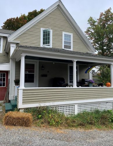 13 Spring St, Hallowell, ME 04347-1119