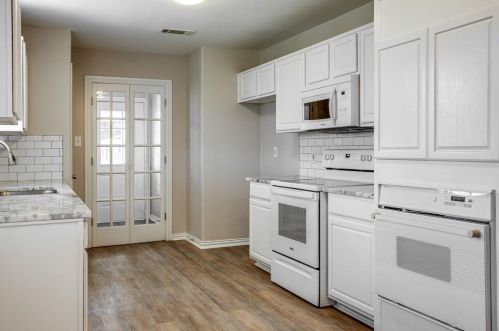 8998 Leroy Rd, Princeton TX 75407-4057 exterior