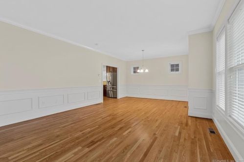 85 Nutmeg Cir, Colchester CT  06415-2314 exterior