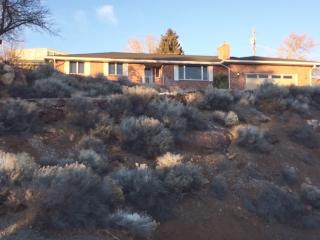 5515 Point View Way, Sparks, NV 89431-1021