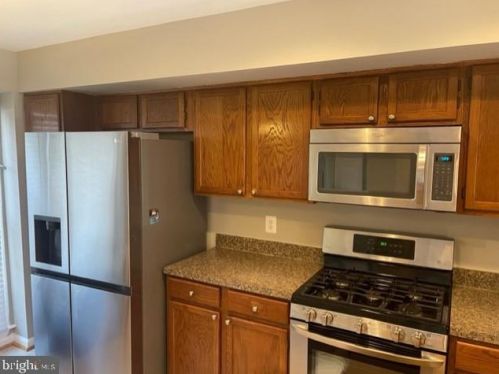 12387 Manchester Way, Woodbridge VA  22192-5179 exterior