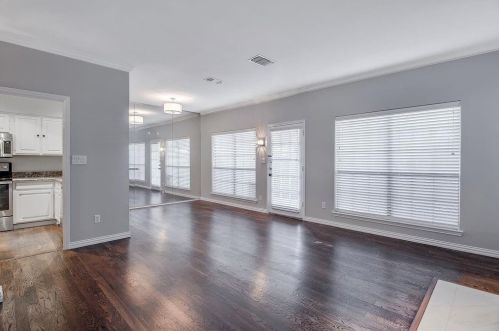 2308 Kenley St, Fort Worth TX  76107-4938 exterior