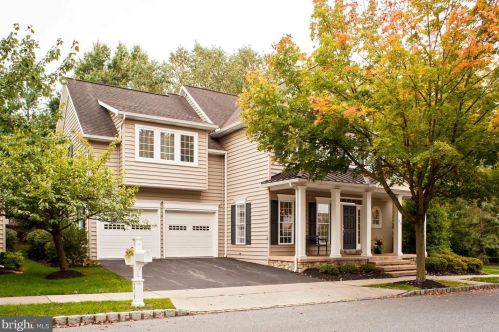 216 Weatherfield Pl, Lancaster, PA 17603-9220