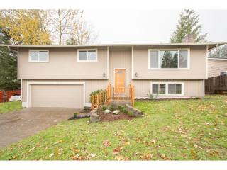 45 Bella Vista Ave, Damascus, OR 97030