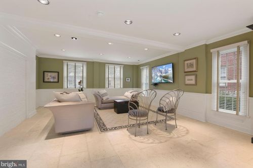 315 Maple Ave, Haddonfield NJ 08033-1438 exterior