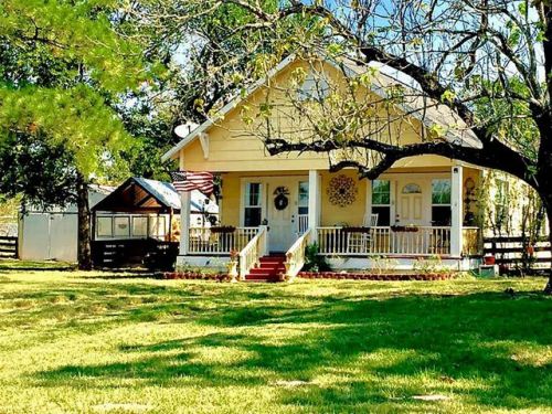 634 Kenney Hall Rd, Bellvue, TX 77418-4355