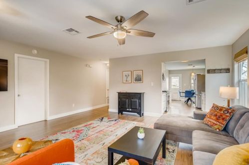 3115 14 St, Austin TX  78702-1618 exterior