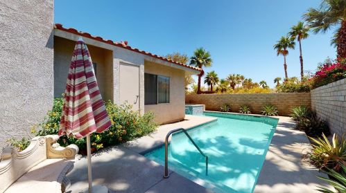 2381 Quincy Way, Palm Springs, CA 92262-6284