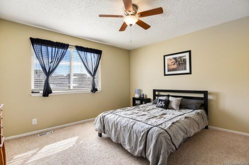 4277 Himalaya Way, Aurora CO 80013-6078 exterior