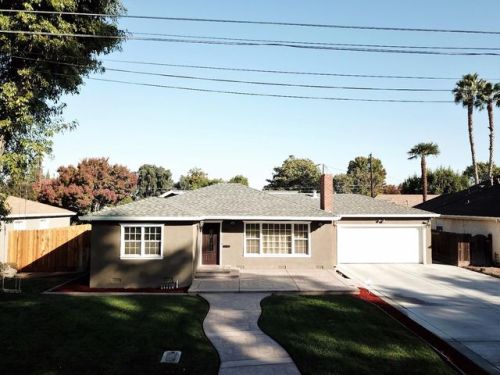 1895 Marshall St, Turlock, CA 95380-4239