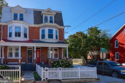 702 Lime St, Lancaster, PA 17602-4520