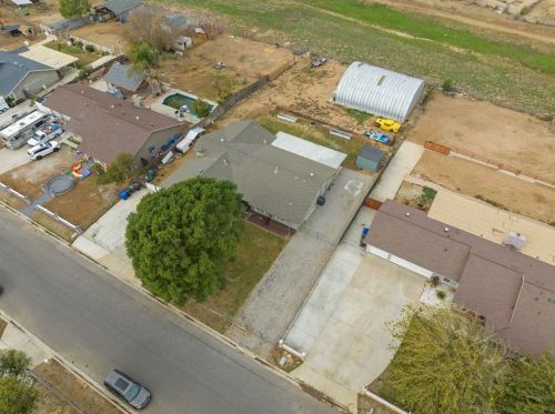 9479 Stirrup St, Riverside CA  92509-4960 exterior