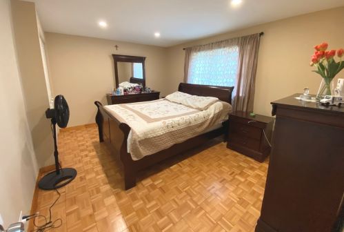 7859 Nordica Ave, Niles IL  60714-3313 exterior