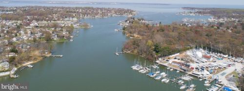 7814 Renshaw Rd, Riviera Beach, MD 21122-2324