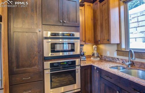 1339 Midland Ave, Woodland Park CO 80863-3118 exterior