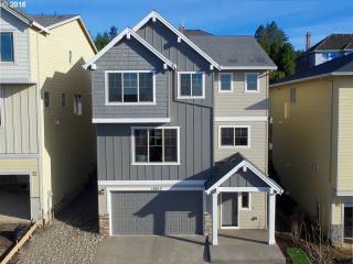 12073 Autumn View St, Portland, OR 97224