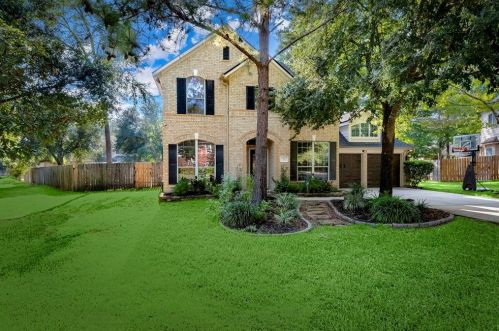 7 Taupewood Pl, Conroe, TX 77384-5028