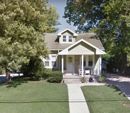 2225 Alby St, Alton, IL 62002-6819