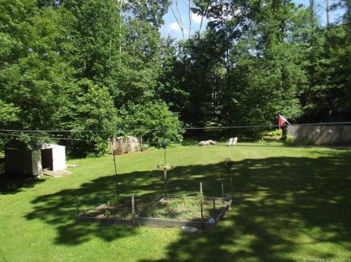53 Tunxis Trl, Coventry, CT 06238-2135