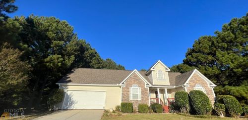 312 Annslee Cir, Loganville, GA 30052-7240