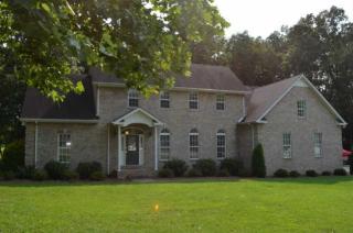 404 Huntington Pl, Tullahoma, TN 37388-9536