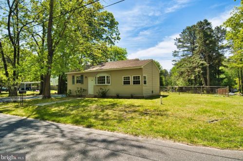 800 Hickory Ave, Browns Mills, NJ 08015-2925
