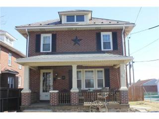 1118 Minsi Trail St, Bethlehem PA  18018-3004 exterior